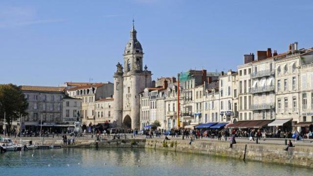 Bateau Haut Standing Privative - Nuit A Quai Port La Rochelle لا روشيل المظهر الخارجي الصورة